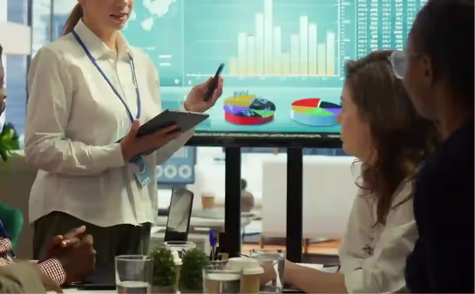 Population Health & Analytics: value-based dashboards, risk stratification, and data operations